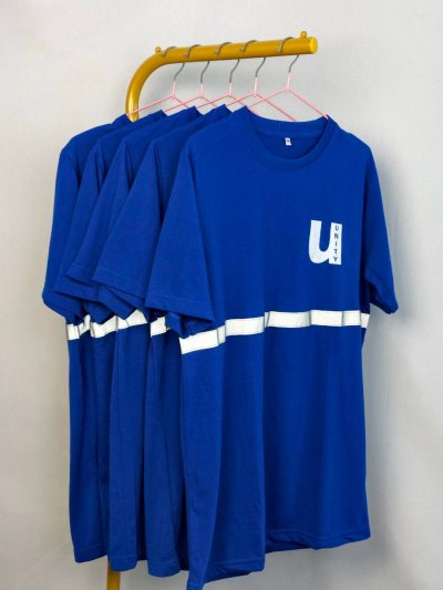 เสื้อยืดคอกลมแขนสั้น