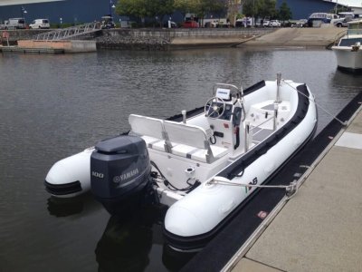 เรือยางท้องแข็ง AB Inflatables รุ่น Profile F17