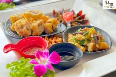 โต๊ะจีน / อาหารชุด (Table for 10)