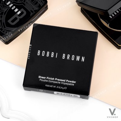 Bobbi Brown Sheer Finish Pressed Powder 9g : Soft Sand