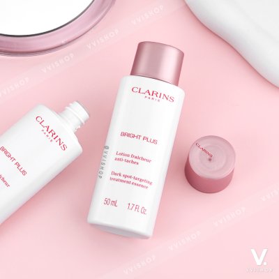 Clarins Bright Plus Dark Spot Targeting Treatment Essence 50 ml.
