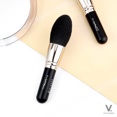 MAC Powder Brush