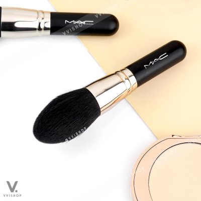 MAC Powder Brush