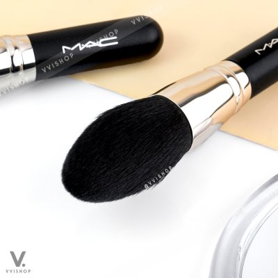 MAC Powder Brush