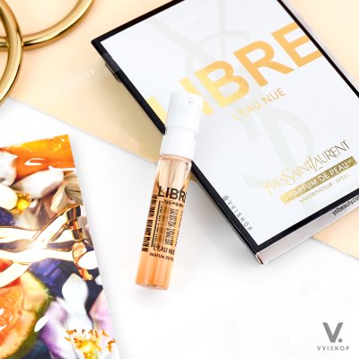 Yves Saint Laurent Libre L’Eau Nue Parfum De Peau 2 ml.