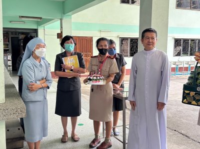 สุขสันต์วันเกิดซิสเตอร์อุษา พรศิริกาญจน์
