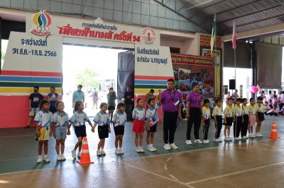 ขบวนพาเหรด และพิธีเปิดงานกีฬาสี เฟื่องฟ้าเกมส์ ครั้งที่ 54 4