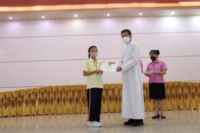 ประกาศผลการดำเนินงานและมอบเกียรติบัตร ห้องเรียนสีขาว ระดับดีเด่น ประจำเดือน มิถุนายน