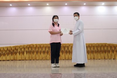 ประกาศผลการดำเนินงานและมอบเกียรติบัตร ห้องเรียนสีขาว ระดับดีเด่น ประจำเดือน มิถุนายน