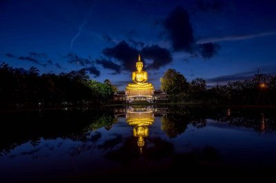 พระใหญ่เขื่องใน อุบลราชธานี