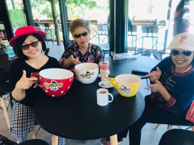 เดอลองคาเฟ่