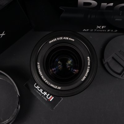 VILTROX 27mm F1.2 Pro