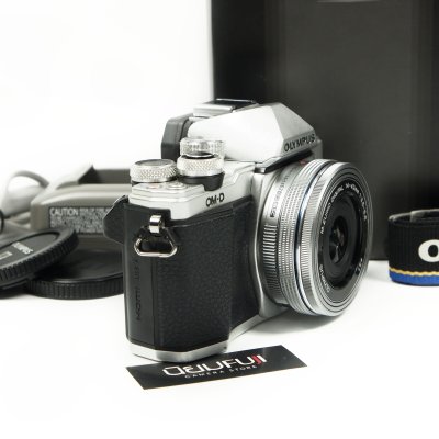 Olympus EM10II