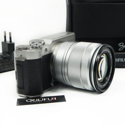 Fujifilm XA10