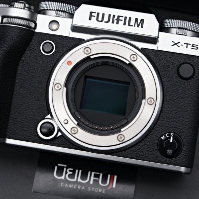 Fujifilm XT5 body