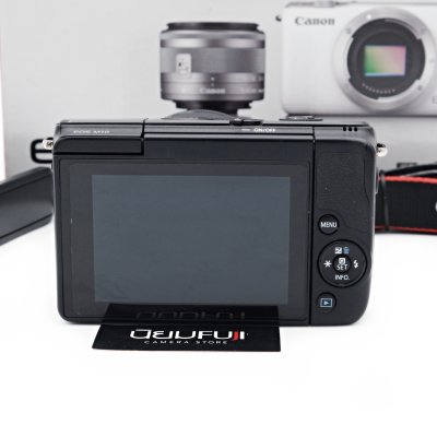 Canon EOS M10