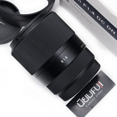 Sigma 30mm F1.4 DC DN