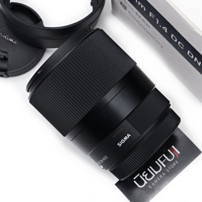 Sigma 30mm F1.4 DC DN