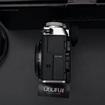 Fujifilm XT5 body