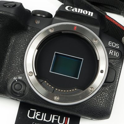 Canon EOS R10