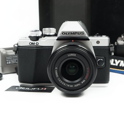 Olympus EM10II