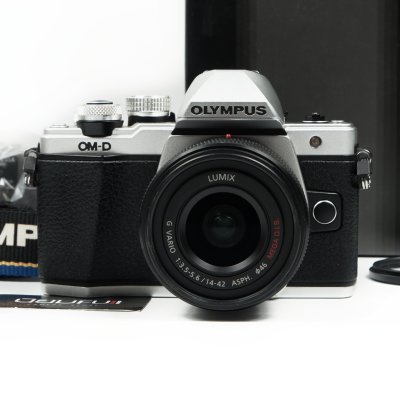 Olympus EM10II