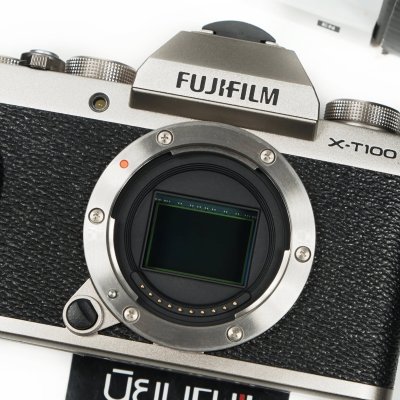 Fujifilm XT100