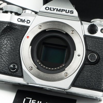 Olympus EM5 II