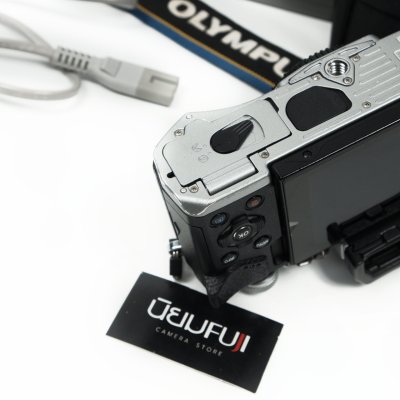 Olympus EM5 II