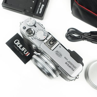 Fujifilm X100