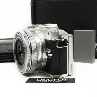 Olympus EPL7