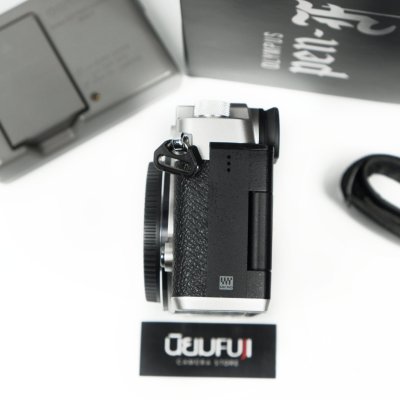 Olympus PEN F