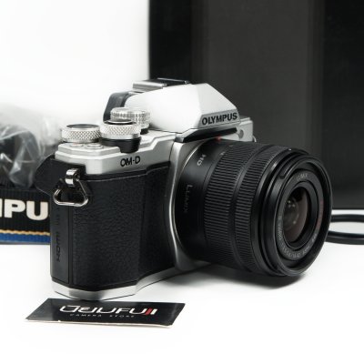 Olympus EM10II