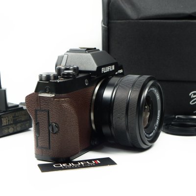 Fujifilm XT100