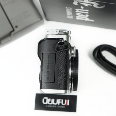 Olympus PEN F