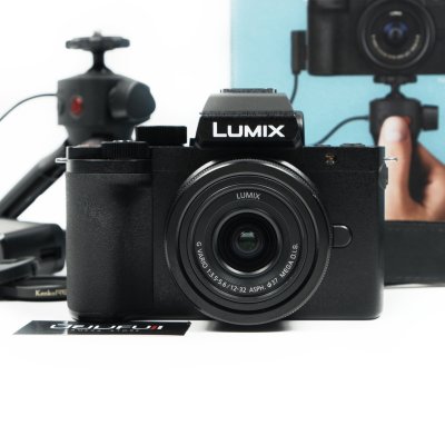 Lumix G100V