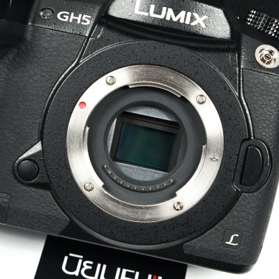Lumix GH5