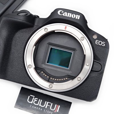 Canon EOS R50