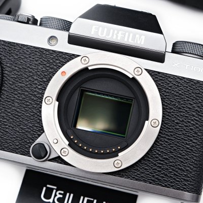 Fujifilm XT100