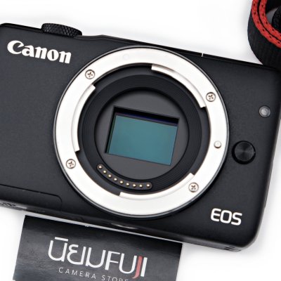 Canon EOS M10