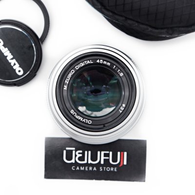 Zuiko 45mm F1.8