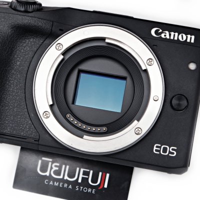 Canon EOS M3