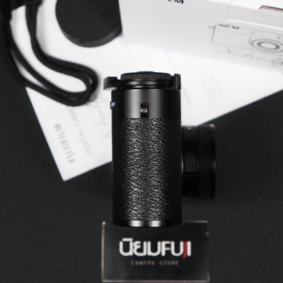 Fujifilm X half