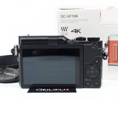 Lumix GF10