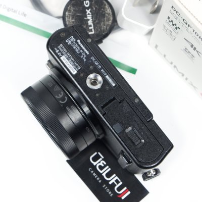 Lumix GF10