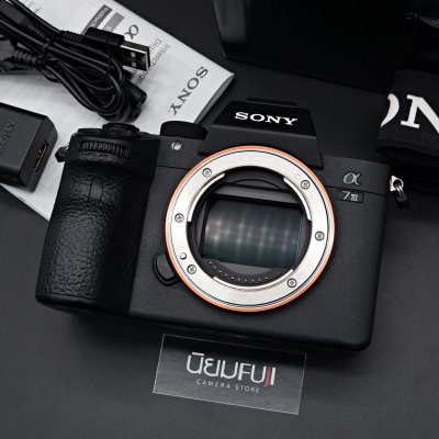 Sony A7III Body