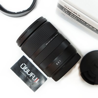 SIGMA 18-50mm F2.8
