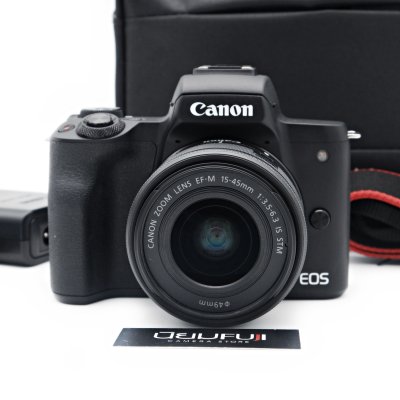 Canon EOS M50