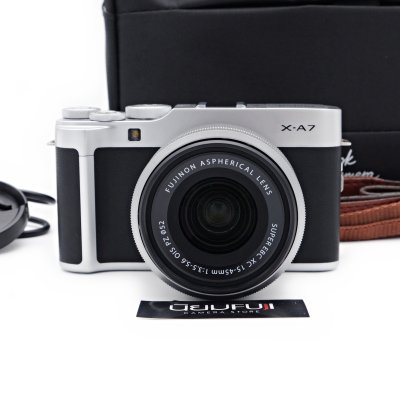 Fujifilm XA7