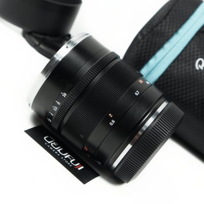 ZHONGYI 50mm F0.95 III